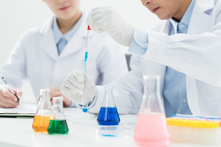 Garantire un trasporto affidabile di campioni di Salmonella e Shigella nella diagnostica globale